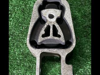 подушка крепления двигателя Volvo V70 3 поколение 2011, 2.0 л., B 4204 T7, бензин, АКПП, универсал, правый руль