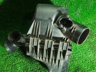 корпус воздушного фильтра BMW 1 серия F20/F21 2011