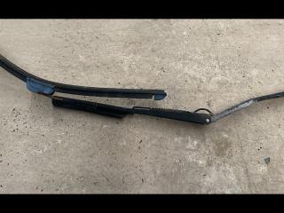 щеткодержатель (поводок стеклоочистителя, дворник) Mazda Xedos 9 1 поколение 1997, 2.3 л., бензин