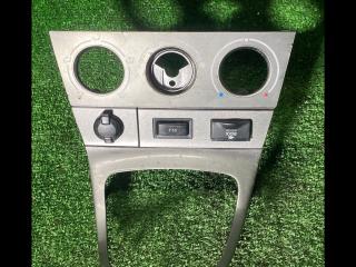 рамка обрамление кулисы Pontiac Vibe 1 поколение [рестайлинг] 2005, 1.8 л., 1ZZ-FE, бензин, АКПП, красный, передний привод