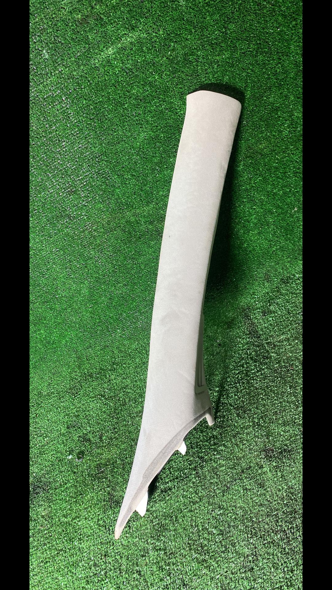 обшивка стойки Infiniti G 4 поколение 2008, 3.7 л., бензин, АКПП, купе, задний привод - фото №1