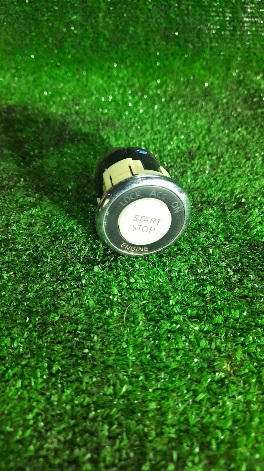 кнопка запуска двигателя Infiniti G 4 поколение 2008, 3.7 л., бензин, АКПП, купе, задний привод - фото №1