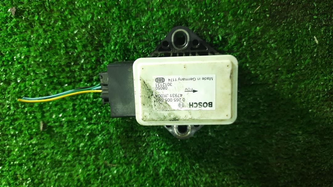 датчик курсовой устойчивости Infiniti G 4 поколение 2008, 3.7 л., бензин, АКПП, купе, задний привод - фото №1