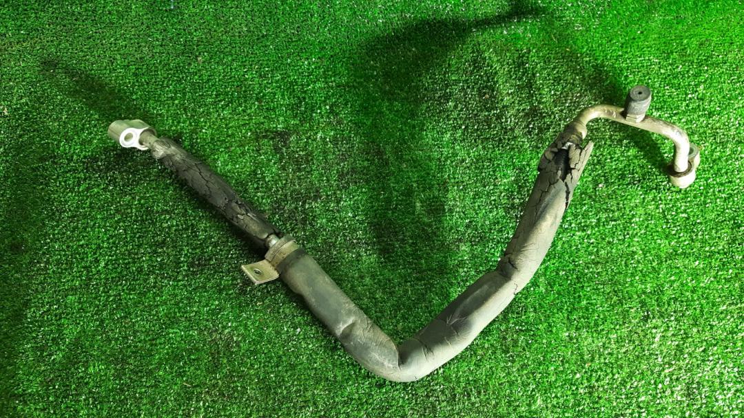 трубка кондиционера Chevrolet TrailBlazer 1 поколение 2003, 4.2 л., АКПП, полный привод - фото №1