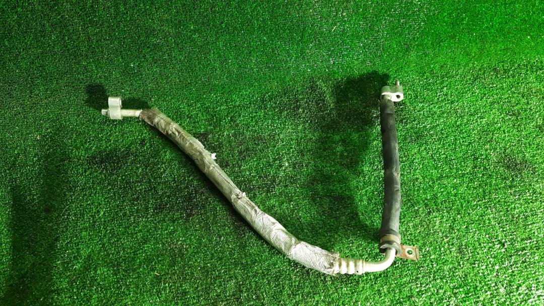 трубка кондиционера Chevrolet TrailBlazer 1 поколение 2003, 4.2 л., АКПП, полный привод - фото №1