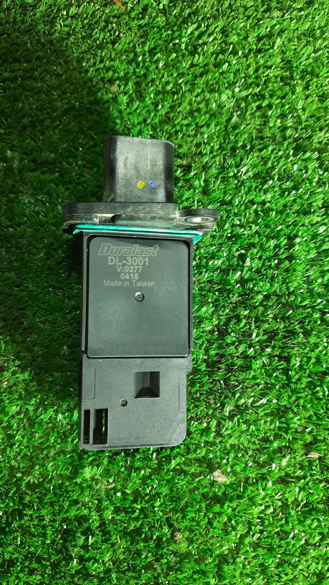 расходомер воздуха Ford Fiesta 6 поколение 2012, 1.6 л., бензин, хетчбэк 5 дв., передний привод - фото №1