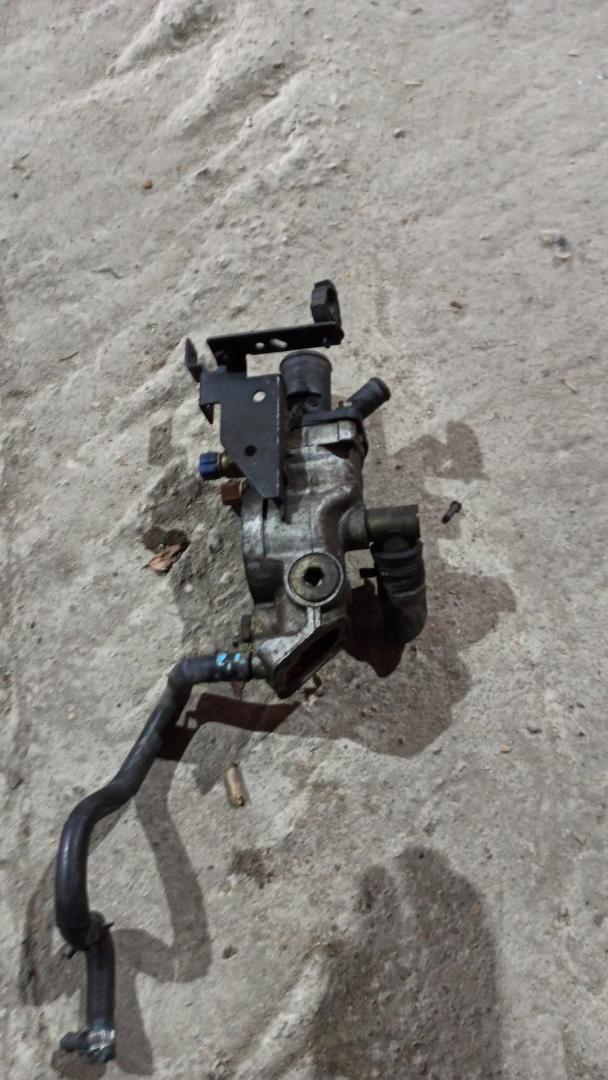 корпус термостата Citroen Xantia 1 поколение 1996, 2.1 л., дизель, МКПП, универсал - фото №1