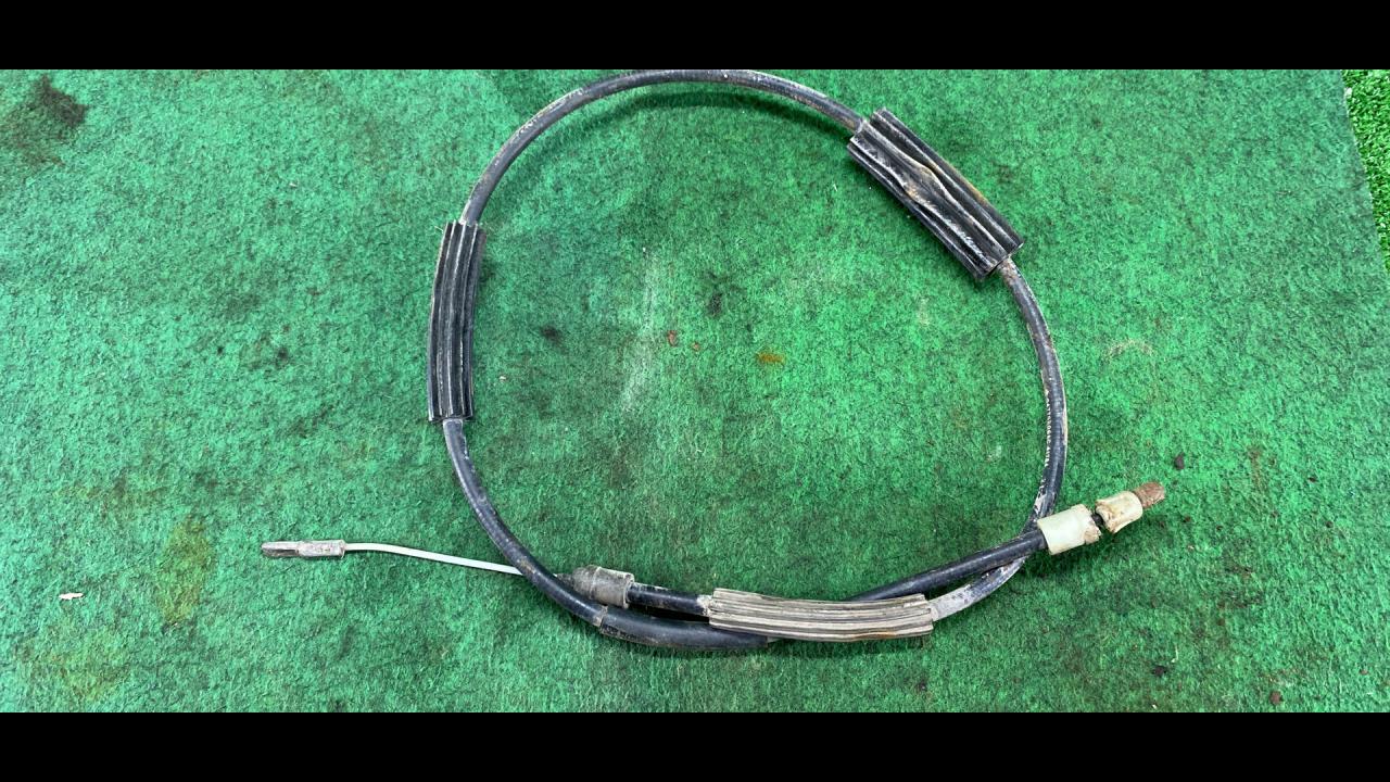 трос ручника Dodge Grand caravan 5 поколение 2010, 3.6 л., бензин, АКПП, минивэн, передний привод - фото №1