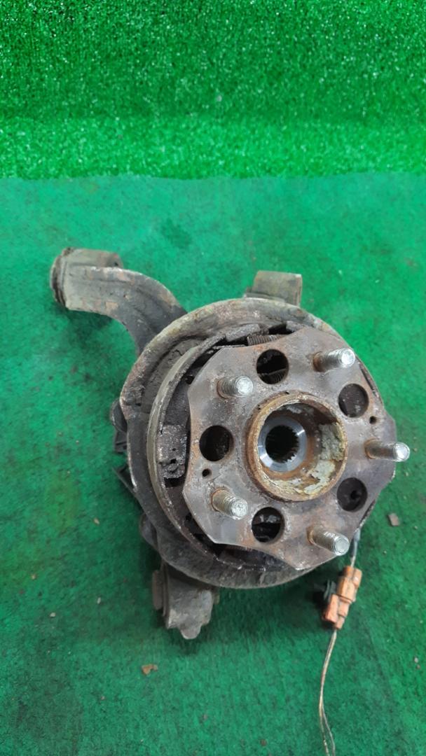 кулак задний левый Honda Element 1 поколение 2006, 2.4 л., i-VTEC, K24A4, бензин, АКПП, оранжевый, хетчбэк 5 дв., полный привод - фото №1