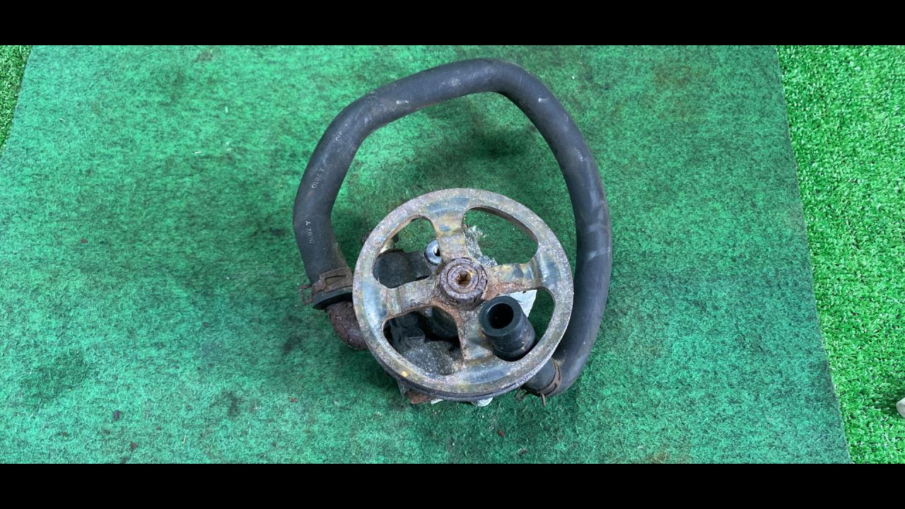 насос гидроусилителя руля Mitsubishi Outlander 2 поколение 2008, 3.0 л., i, 6B31, бензин, красный, внедорожник 5 дв., полный привод - фото №1