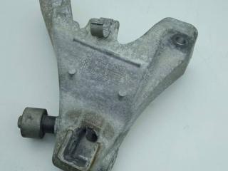 кронштейн двигателя BMW 3 серия F30/F31/F34 F30 2014, 3.5 л., дизель, АКПП, седан, 6870608