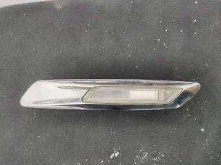 повторитель поворота на крыле правый BMW 5 серия F07/F10/F11 F10 2010, 3.0 л., N57 D30 A, дизель, АКПП, седан, задний привод, правый руль, 7154168, 7154170