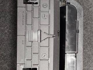 пепельница BMW 7 серия F01/F02 [рестайлинг] F02 2014, 4.4 л., N63 B44 B, бензин, АКПП, седан, задний привод, 9119317
