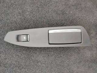 пепельница BMW 7 серия F01/F02 [рестайлинг] F02 2014, 3.0 л., N55 B30 A, бензин, АКПП, седан, полный привод, 8183100