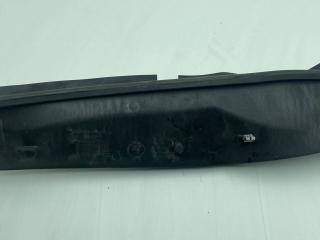 планка под капот BMW 3 серия E90/E91/E92/E93 [рестайлинг] E92 2008, 3.0 л., D, M57 D30 (306D3), дизель, МКПП, черный, купе, задний привод, правый руль, 6925973