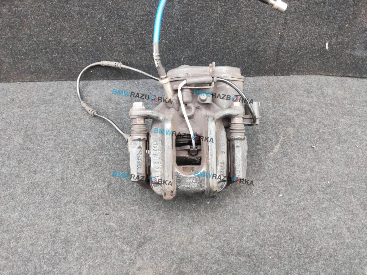 суппорт задний правый BMW 5 серия F07/F10/F11 F10 2012, 3.0 л., D, N57 D30 B, дизель, АКПП, синий, седан, задний привод, правый руль - фото №1