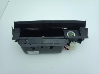 пепельница BMW 7 серия F01/F02 [рестайлинг] 2015, 4.4 л., бензин, АКПП, чёрный, седан, полный привод, 9119317