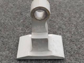 петля двери BMW 3 серия F30/F31/F34 F30 2012, 3.5 л., i, бензин, АКПП, седан, задний привод, 7246061