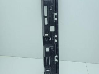 Кронштейн крепления порога BMW X2 F39 2019, 2.0 л., B47 C20 B, дизель, МКПП, белый, внедорожник 5 дв., полный привод, правый руль, 7426447