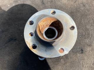 ступица задняя правая BMW X5 F15 2014, 4.0 л., дизель, АКПП, черный, внедорожник 5 дв.