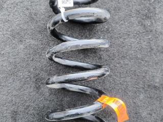 пружина передняя BMW X6 F16 2018, 4.0 л., дизель, АКПП, внедорожник 5 дв., полный привод, 6862235