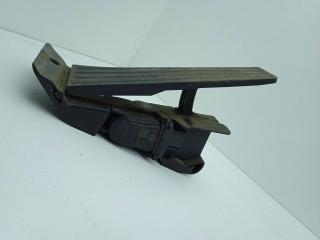 педаль BMW 4 серия F32/F33 F32 2015, 2.0 л., N47 D20 C, дизель, АКПП, 475, купе, правый руль, 6853175