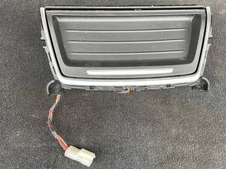 пепельница BMW 5 серия F10/F11 [рестайлинг] F10 2013, 2.0 л., D, N47 D20 C, дизель, МКПП, белый, седан, задний привод, правый руль, 9288599
