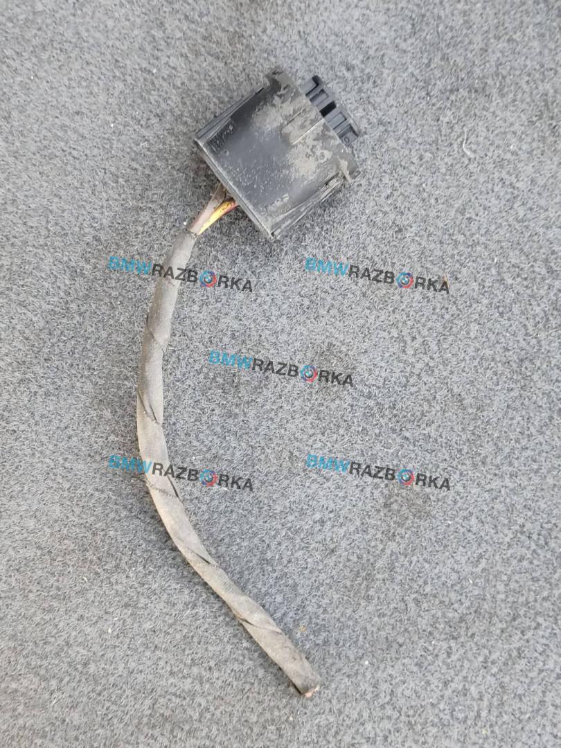 разъем (фишка) проводки BMW 5 серия F07/F10/F11 F10 2011, 3.0 л., N57 D30 A, дизель, МКПП, седан, задний привод, 6907388 - фото №1