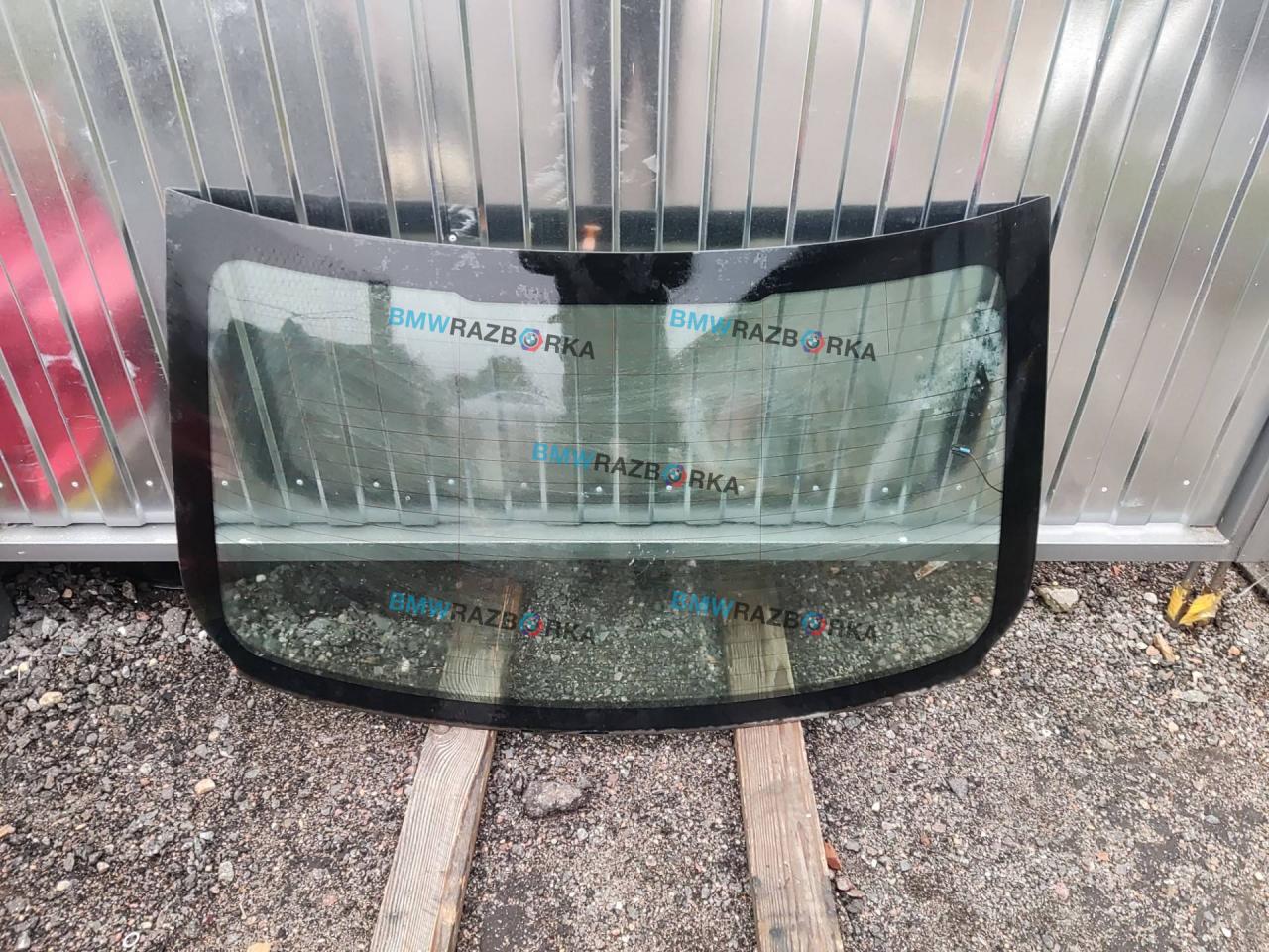 стекло заднее BMW 3 серия F30/F31/F34 F30 2012, 2.0 л., N20 B20 A, бензин, АКПП, черный, седан, задний привод, правый руль - фото №1