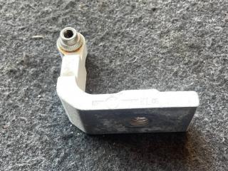 петля двери BMW 6 серия F06/F12/F13 F06 2014, 4.0 л., дизель, a300, седан, 7185635