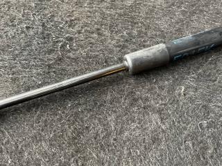 амортизатор капота BMW 7 серия F01/F02 F01 2009, 4.0 л., дизель, АКПП, imperial-blau brillant metallic, седан, задний привод, правый руль, 7185032