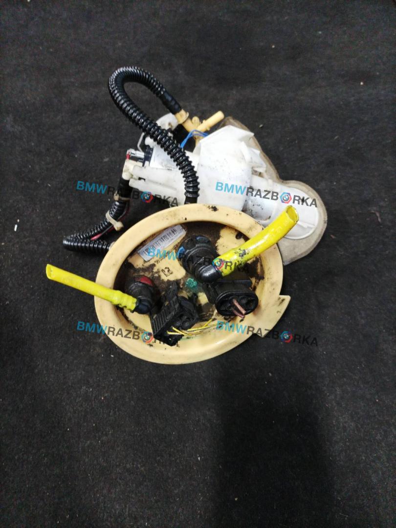 насос топливный BMW 5 серия F07/F10/F11 2011, 3.0 л., N57 D30 A, дизель, АКПП, хетчбэк 5 дв., задний привод, правый руль - фото №1