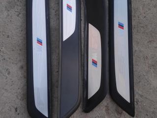 комплект накладок на пороги (внутренние) BMW 7 серия F01/F02 F01 2010, 4.0 л., D, дизель, АКПП, 475, седан, задний привод