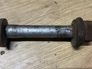 болт развальный BMW X6 E71/E72 E71 2011, 4.4 л., N63 B44 A, бензин, АКПП, внедорожник 5 дв.