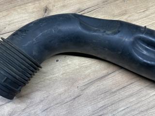 патрубок турбины BMW 3 серия F30/F31/F34 [рестайлинг] F30 2015, 3.0 л., N57 D30 A, дизель, АКПП, a300, седан, полный привод, правый руль, 13718512381