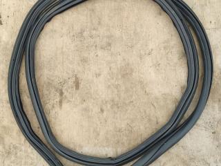 уплотнитель двери BMW X1 F48 2016, 1.8 л., дизель, 6МКПП, 668, внедорожник 5 дв., полный привод, правый руль, 7349665
