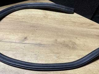 уплотнитель подкапотного пространства BMW 1 серия F40 2020, 1.5 л., i, B38 A15 A, бензин, АКПП, b39, хетчбэк 5 дв., задний привод, правый руль, 7450916