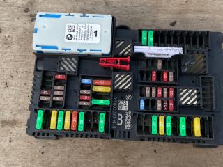 блок предохранителей BMW 5 серия G30/G31 G30 2018, 3.0 л., B57 D30 A, дизель, АКПП, синий, седан, полный привод, правый руль, 6837092, 6839217