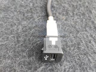 разъем AUX / USB BMW 1 серия F40 2022, 1.6 л., дизель, АКПП, 475, хетчбэк 5 дв., передний привод, правый руль, 9229294