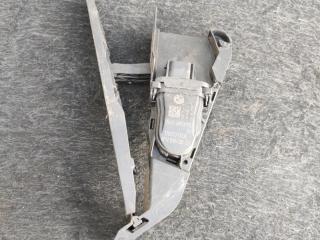 педаль BMW 3 серия F30/F31 [рестайлинг] F30 2018, 2.0 л., гибрид, АКПП, седан, задний привод, 6853175