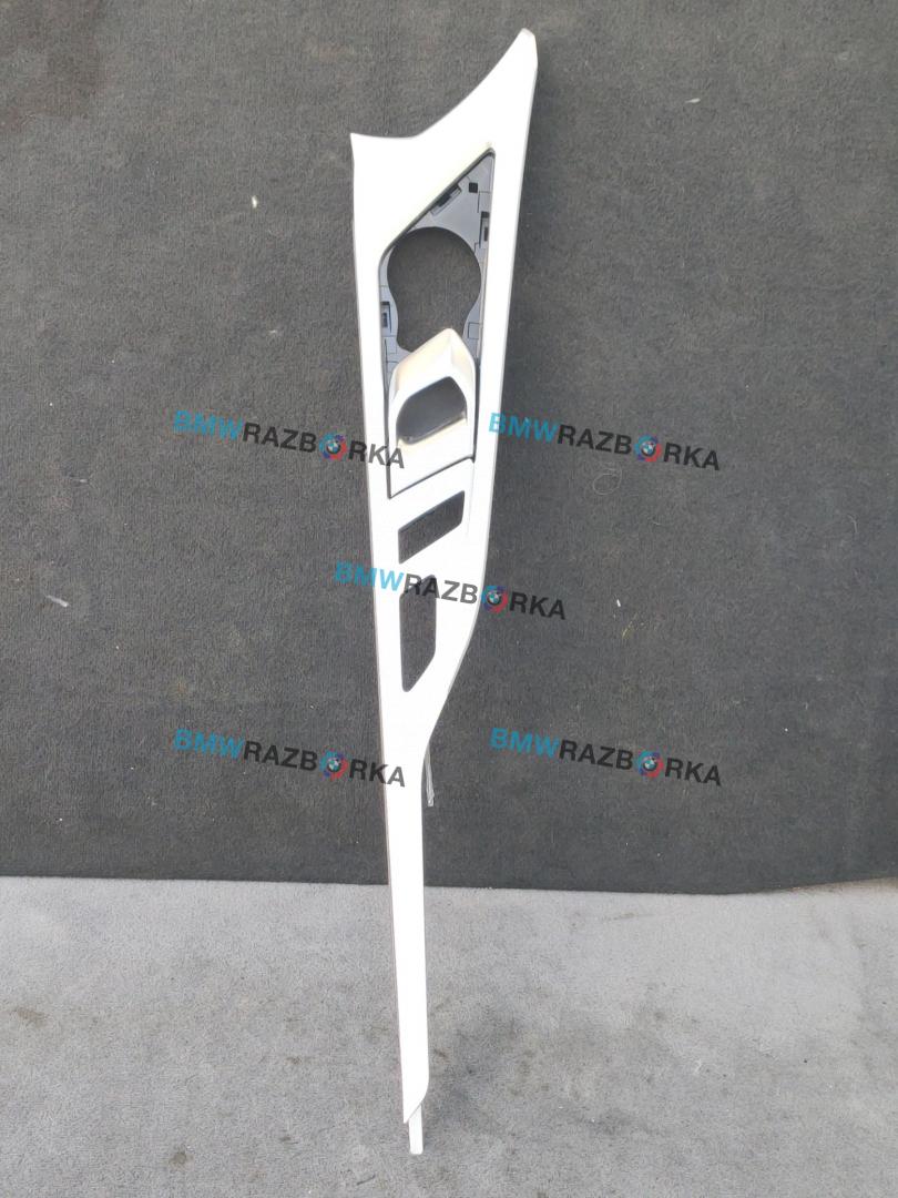 накладка двери (крышки) багажника BMW M8 F91/92 F91 2020, 4.4 л., i, S63 B44 B, бензин, АКПП, 490, кабриолет, полный привод, правый руль, 51417450058, 7450058 - фото №1