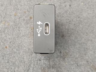 разъем AUX / USB BMW 3 серия G20 2021, 4.0 л., дизель, АКПП, серый, седан, полный привод, 8711939