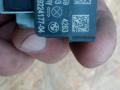 датчик удара BMW 5 серия F07/F10/F11 2012, 2.0 л., N47 D20 C, дизель, АКПП, седан, 779224177 - фото №3