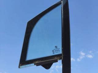 стекло двери передней левой BMW i3 L01 I01 2014, 0.6 л., бензин, электро, задний привод, правый руль