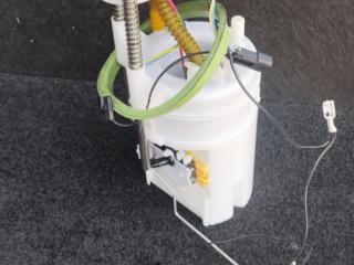 колба в бак BMW X5 F15 (2013 - 2018), 4.0 л., гибрид, АКПП, a52, внедорожник 5 дв., полный привод, правый руль, 7382202