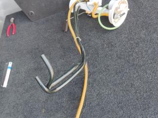 колба в бак BMW X5 F15 (2013 - 2018), 4.0 л., гибрид, АКПП, a52, внедорожник 5 дв., полный привод, правый руль, 7366123