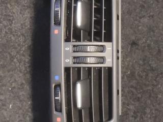 дефлектор обдува салона BMW X5 E70 [рестайлинг] E70 2013, 5.0 л., дизель, АКПП, внедорожник 5 дв., полный привод, 6954953, 6958748, 695495