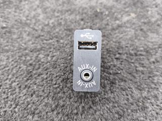 разъем AUX / USB BMW X6 E71 [рестайлинг] E71 2013, 5.0 л., дизель, АКПП, 475, внедорожник 5 дв., полный привод, 9237653