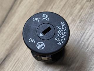 замок подушки безопасности BMW X5 G05 2021, 4.0 л., B58B30C, гибрид, АКПП, 475 black-sapphire metallic, внедорожник 5 дв., полный привод, 9483731