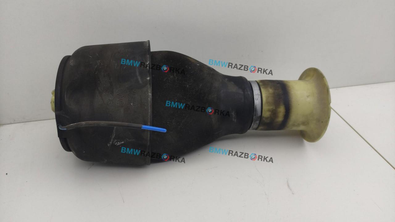пневмоподушка BMW 5 серия F07/F10/F11 2010, 4.4 л., i, N63 B44 A, бензин, АКПП, белый, хетчбэк 5 дв., задний привод - фото №1